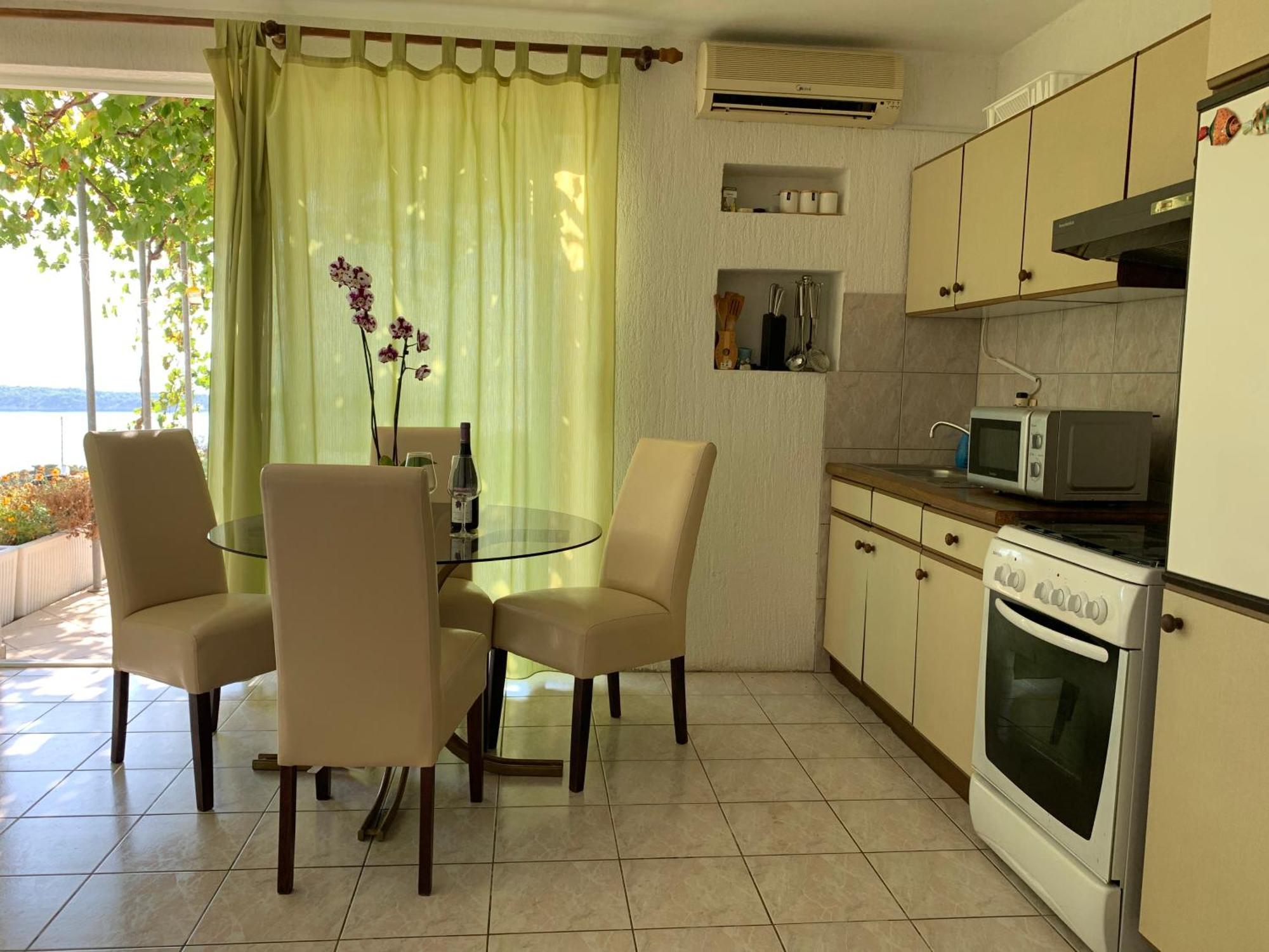 Apartments Jaca Banjol Exterior photo